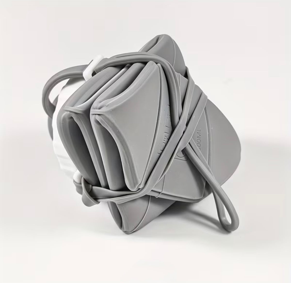 Collapsible Silicone Travel Water Bottle – Leak-Proof, Foldable 550ml